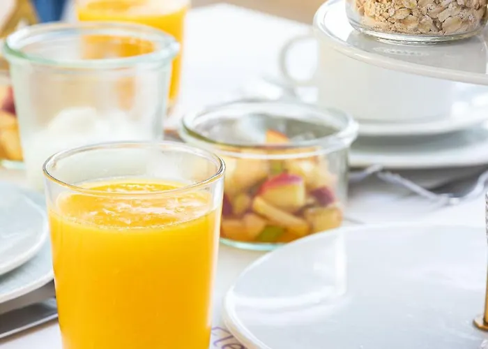 Апарт-готель Creta Elena