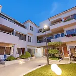 Creta Elena 2*