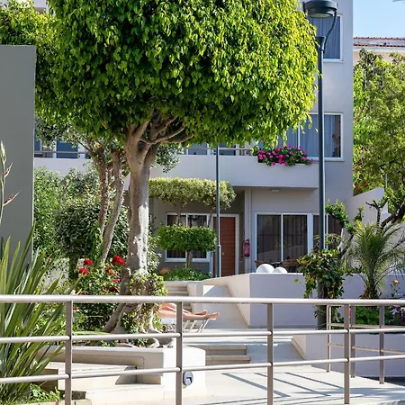 Hotel apartamentowy Creta Elena