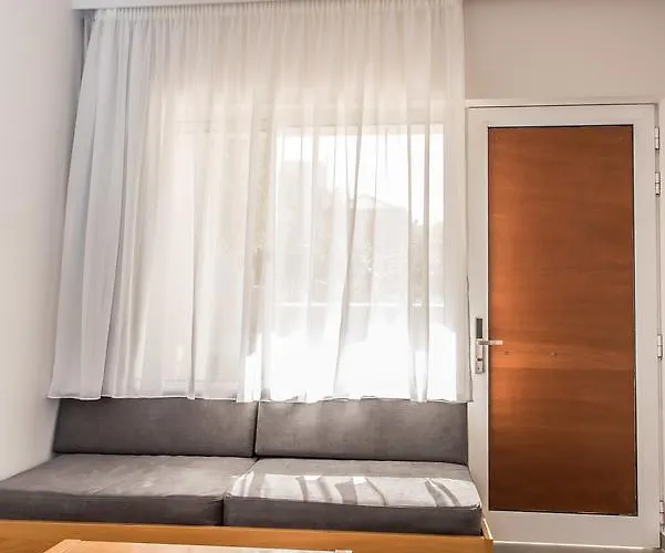 Creta Elena La Canée