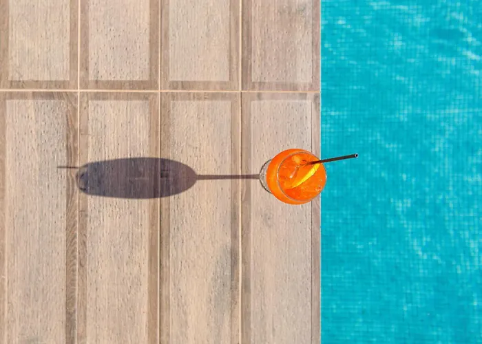 Creta Elena מלון דירות חאניה