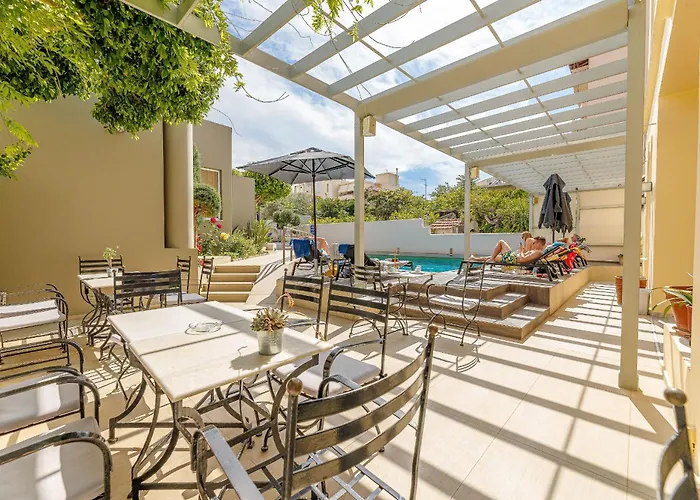 Apart Otel Creta Elena 2*