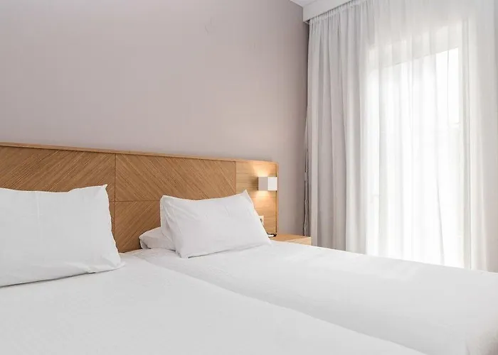 Apart Otel Creta Elena 2*